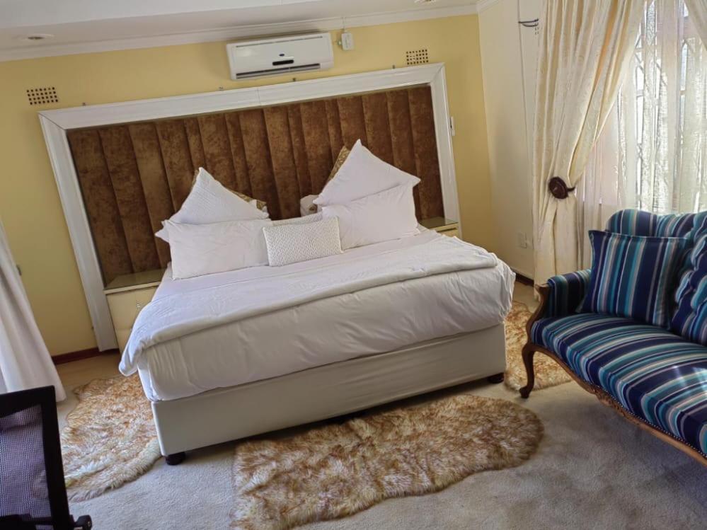 Obaa Sima Guest House Mthatha Luaran gambar