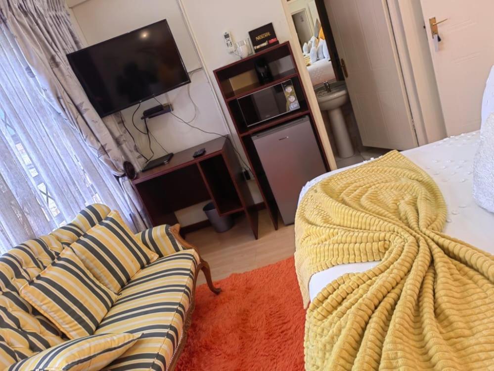 Obaa Sima Guest House Mthatha Luaran gambar