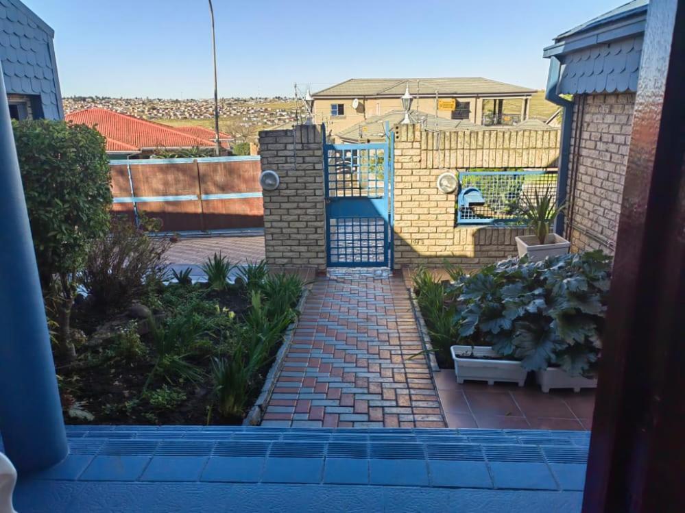 Obaa Sima Guest House Mthatha Luaran gambar